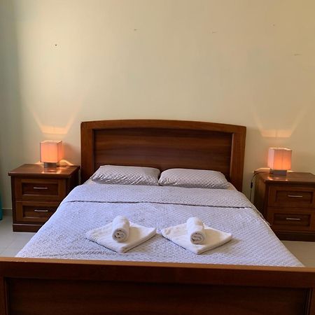 Апартаменты Marble Arch Apt - St Julians Сент Джулианс Экстерьер фото